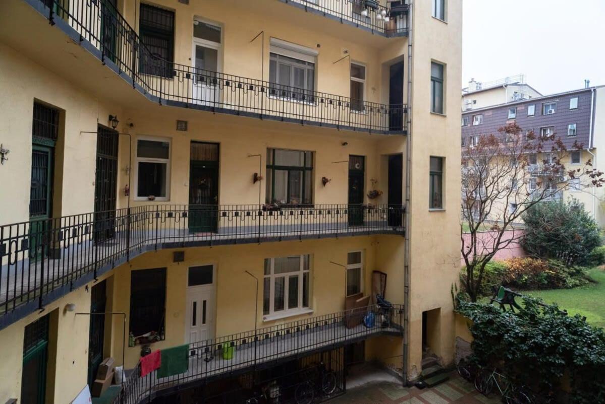 New Comfy Studio At Convenient Location Budapesta Exterior foto